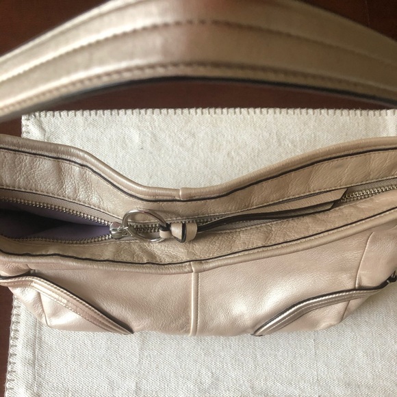 Coach leather purse - Picture 6 of 8